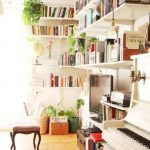 20-12-08-15-29-20-10_Ways_to_Decorate_Around_Your_Piano_—_Musicnotes